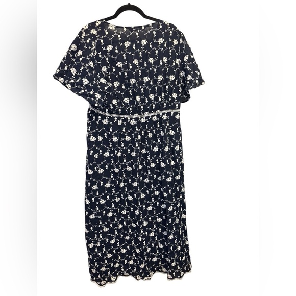 Zara Navy and White Floral Maxi Dress - Picture 3 of 5
